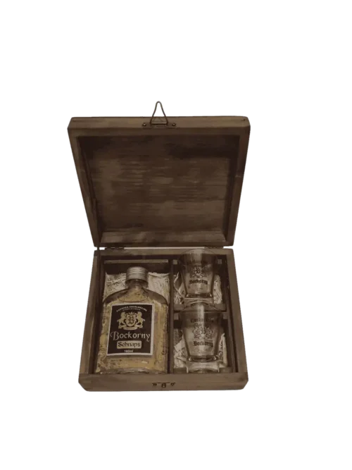 Porto das Flores - Cachaça de 160ml com 2 copos, em linda caixa de madeira.