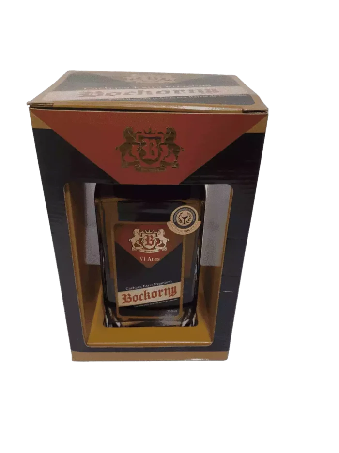Porto das Flores - Cachaça extra Premium envelhecida 6 anos em barris de Carvalho, 750ml em caixa.